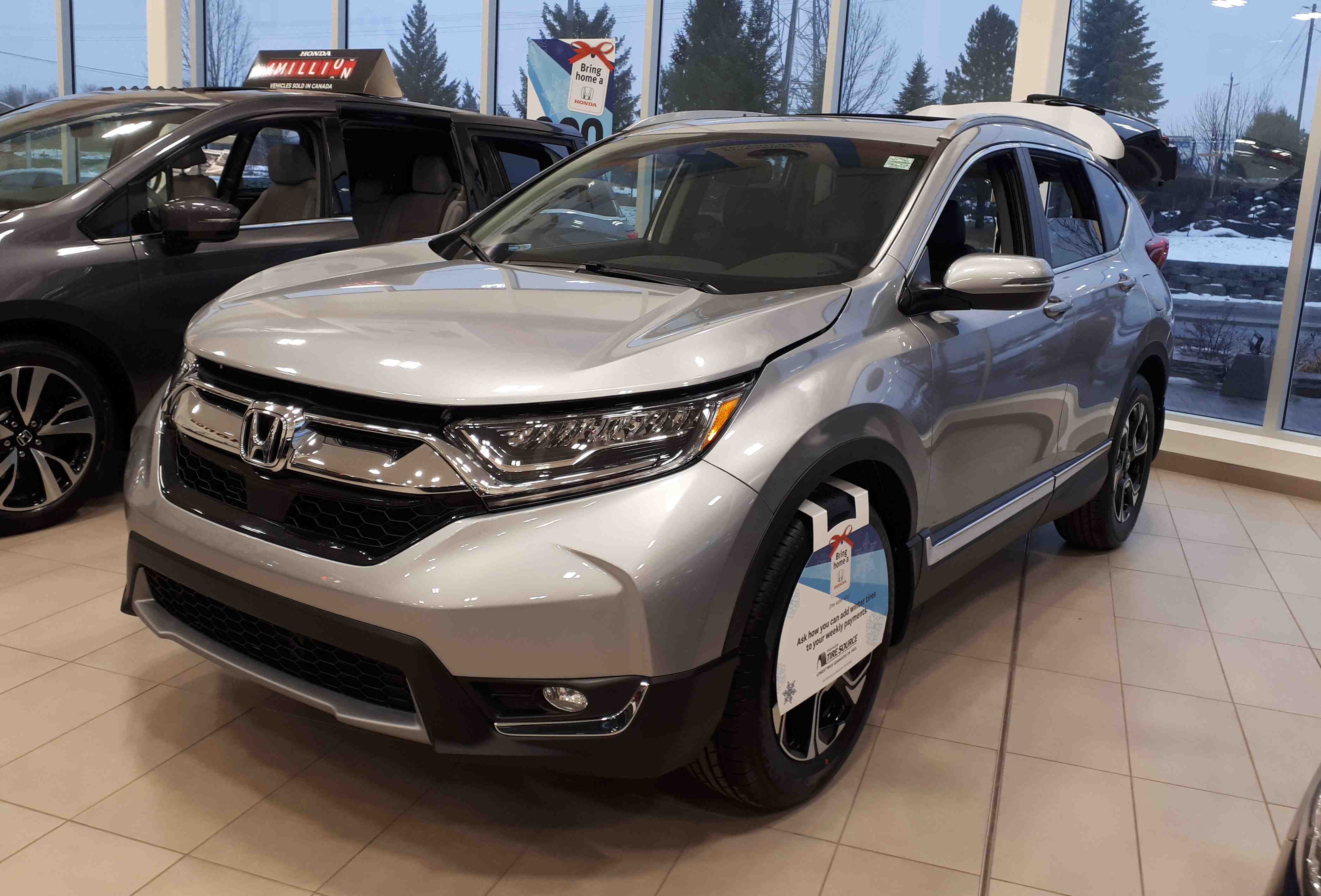 Showroom Showoff: 2019 CR-V Touring - Dow Honda